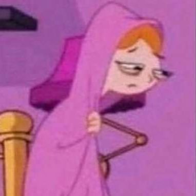 thoughts2dayy's profile picture. bare