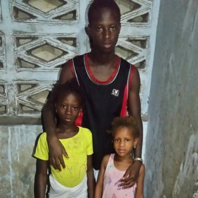 DemboCa81923123's profile picture. Everyone day is a gift to live and share love oh lord save us from hunger and show us a smile face 🙏