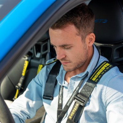 CEO - evo Magazine Italia.
Sometimes I drive fast cars.