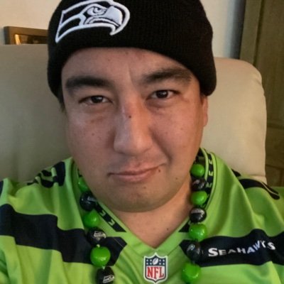 Husband || Seattle Sports Enthusiast || Meme Lover/Creator, born and raised in Seattle—Last name pronounced Kuh-ny-zull