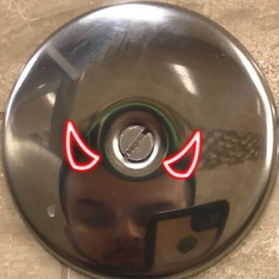 charles dickoutsさんのプロフィール画像