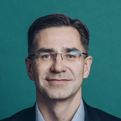Liikenne-, logistiikka- sekä huolinta-alan edistäjä. Töissä @PALTAry & @SHLL_ry. Twiittejä teemoista liikenne, ympäristö, talous, politiikka ym. 😊