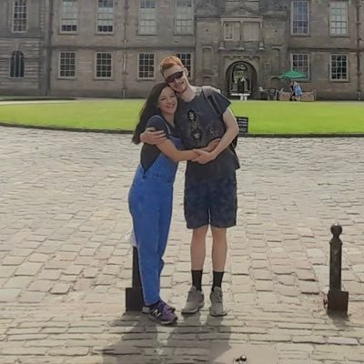 Pianist, Violinist, Runner and GF to the worlds most amazing human ♥️