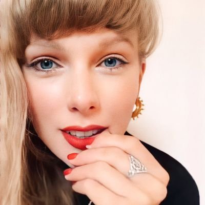 19. Intl' Swiftie💖 Just another @taylorswift13 fan account to run!
folklore🤍🤎evermore