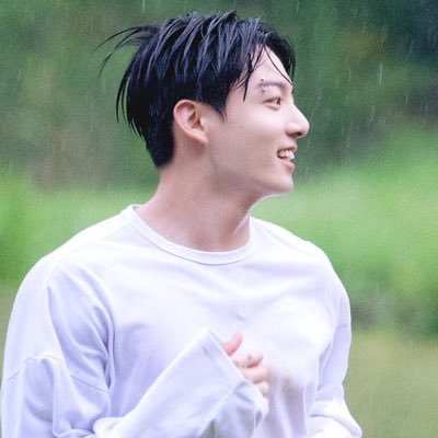 lostinthe_maze's profile picture. ✨ my universe comes in different colors ✨