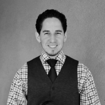 Born & raised in Santa Fe, raising a family in my hometown. Following my dreams of entrepreneurship. Real estate team owner, investor, OTC trader.