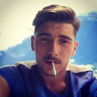 floflowee (@floflowee) 's Twitter Profile