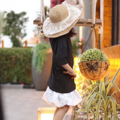 من تجاعيدك،لصبرك،لإهتمامك، كيف ابجزي عمرك الي ضاع فيني ،أمي🖤