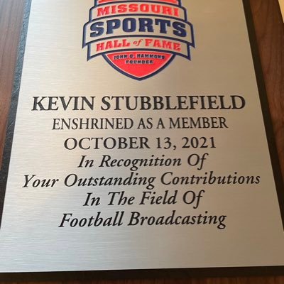 Sports Director at KJEL Radio in Lebanon, Mo. 2015 LEBANON AREA SPORTS HOF. ‘16 MBCA HOF. ‘21  MISSOURI SPORTS HOF INDUCTEE “When it’s Grim be the Grim Reaper”