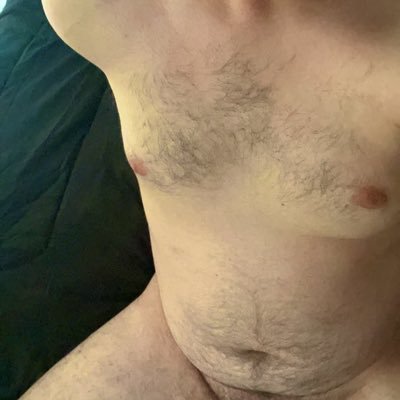 21 yr old horny boi | DMs open | Ask for snap