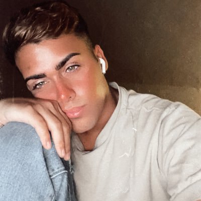 turn my post notifications on 🔔 follow me on my Instagram @ssimoncarter ✨