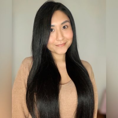 elviraromero92's profile picture. Titulada en Comunicación — ULIMA 🎓🧡