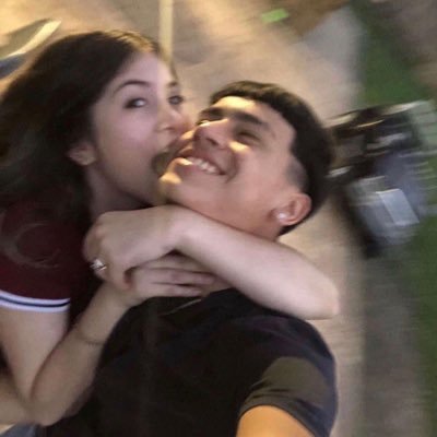 junieguzmanz's profile picture. another dumpie shits