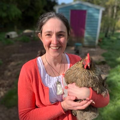 Scientist with a mixed bag of interests from cancer genomes, vesicle signalling and biomarkers to bacteria. Grows her own greens and free range eggs too.