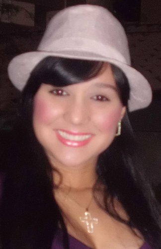 Guarda-me como á menina dos Teus olhos; esconde-me debaixo das sombras das tuas asas.(Sl. 17:8)
