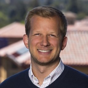@flax_ai, @cash, donuts, squash/tennis, design, hot dogs, cars, Stanford, and b2b software.