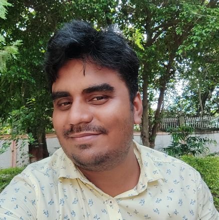 akashkumar300's profile picture. 