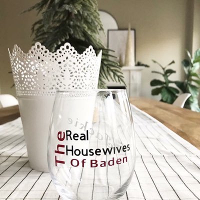 Just a working mom with a side hustle! custom cups, tumblers, doormats, and more!!!