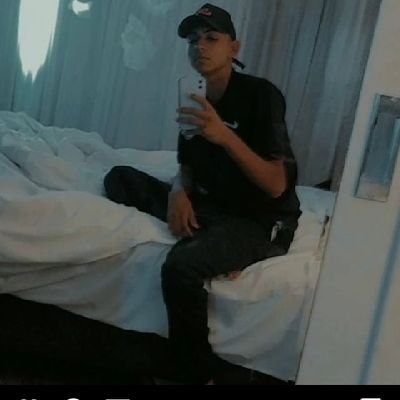 TODSNK's profile picture. 24 anos