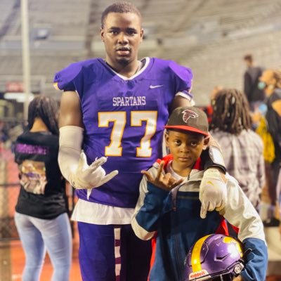 Blessings are on the way 🙏🏾 6’4 #77 280lbs LT | Pleasant Grove High School