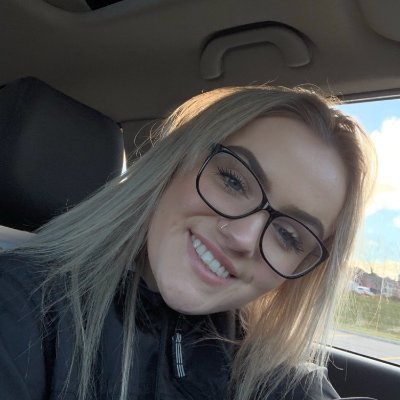 A business student at Loyalist College. This account's for my Social Media and Emerging Technology Class and I talk about YouTube comedians here! :)