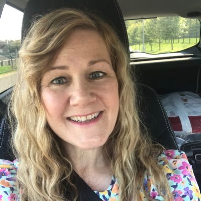 Mum to four wonderful young people. Full time Primary Ed Student (4th Year) and believing in a life without limits 🦵