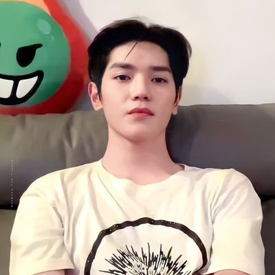 ผักชีอร่อยนะคะ ถึงกลิ่นจะฉุนแต่ถ้าไม่ชอบก็เรื่องของมึง!! กูไม่ผิด!!!!!
