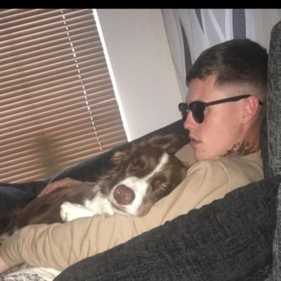 connormcgeddie1's profile picture. A foolish man will complain about a hole in his pants, but a wise man will use it to scratch his balls.