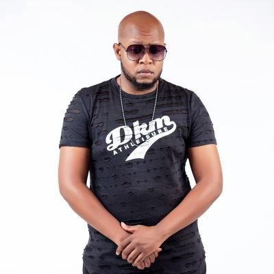 #SediLaaka
Bookings: +26771885839 Email: djchrispin@gmail.com https://t.co/e6rDGsMEe5