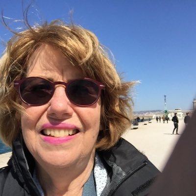 HazelPopp's profile picture. Retired Medical Scientist. Came here for the science, health and politics then stayed on for the humour. Relocated from Gadigal country, now on Wurundjeri land