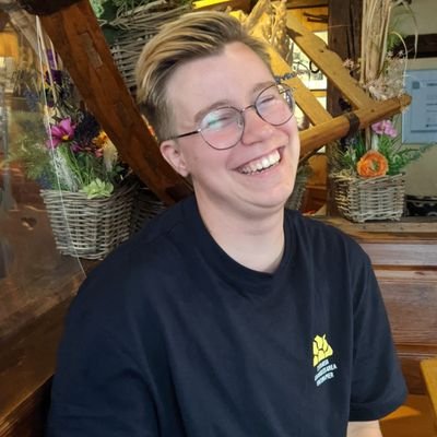 Max53852709's profile picture. treat people with kindness ✨

he/him