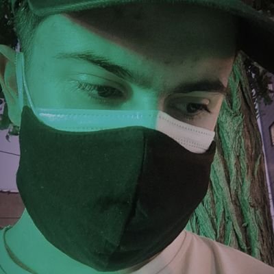 Moshtaghi_'s profile picture. Visual designer 🏃🏻