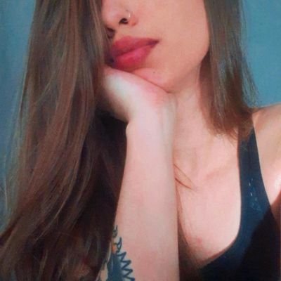 Perfil +18 | 21y | Bi  | Vendo Packs | Sexting | Avaliações | Webnamoro  Valores via DM Verificada por @linafromheaven