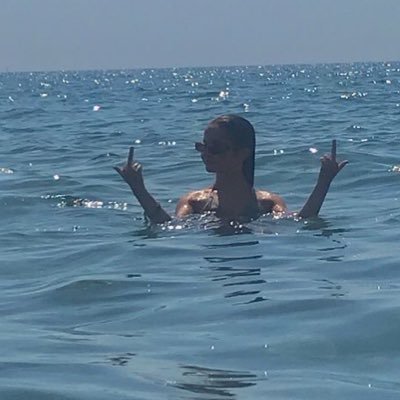życie jest układanką a ja jestem tym jednym puzzlem z innej kolekcji