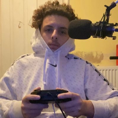 twitchstreamer 🎮 follow for great starwars content