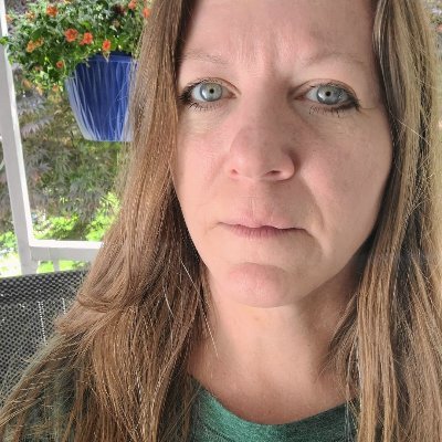 Health and psychology writer;
#sarcoma survivor