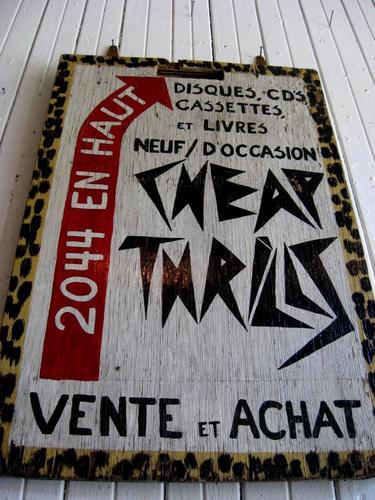 Montreal's original used-record shop since 1971
LUN-MER + SAM 11h-18h00
JEU + VEN 11h-21h00
DIM midi-17h