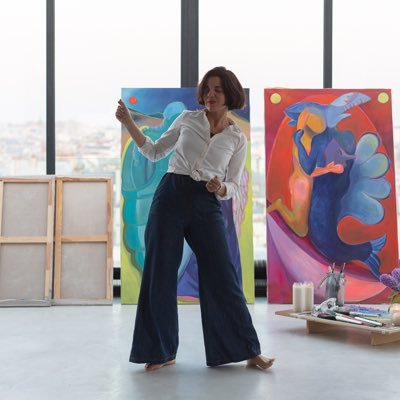 Woman Artist💎l Entrepreneur💙l NFTs °Variations for a Cloud°☁️