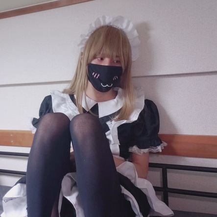 Azuki_zki's profile picture. 女装男子に擬態してセクハラをするアカウントです。男性器と去勢について語ります。