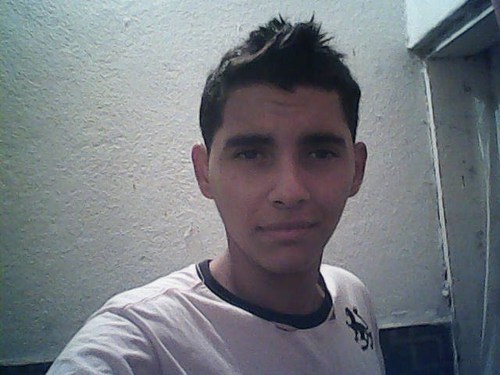 não me olhe soou igual a vc !!