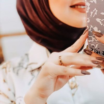 مصممة جرافيك | متخصصة في الموشن جرافيك والهوية البصرية 💜 |
أقدم معلومات تفيدك في مجال التصميم 🙏🏻 |
طلبات التصميم من خلال الرابط أو عبر الخاص👇🏻