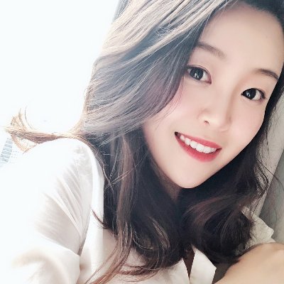I am a girl from Hong Kong, China,
Lively and cheerful personality, especially fond of food photography. Lucky to meet you