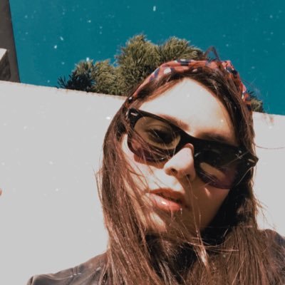 belvb's profile picture. só não se perca ao entrar no meu infinito particular. ♎️