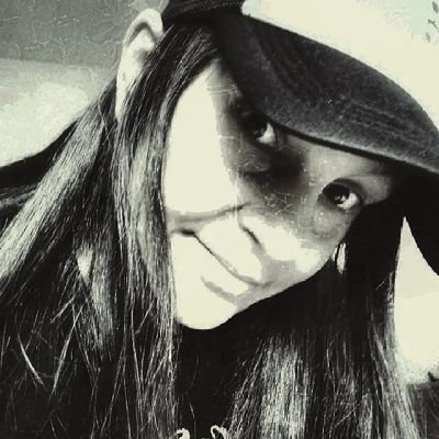 Ana17390812's profile picture. 