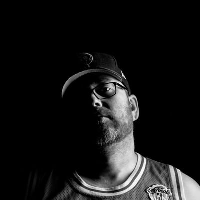Quinte based photographer
Documentary, Street, Art