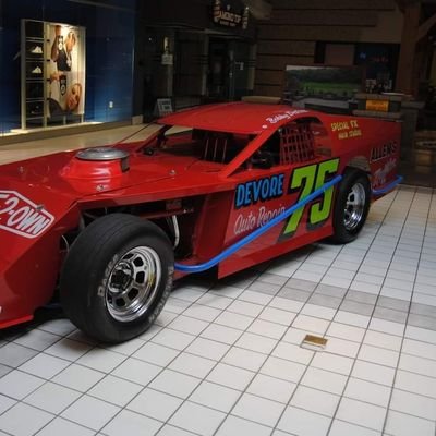 theonlybobbyd75's profile picture. son..brother..husband...father....racer...coach