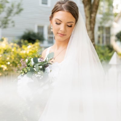 senoj_nager's profile picture. • Mombie • Nurse •