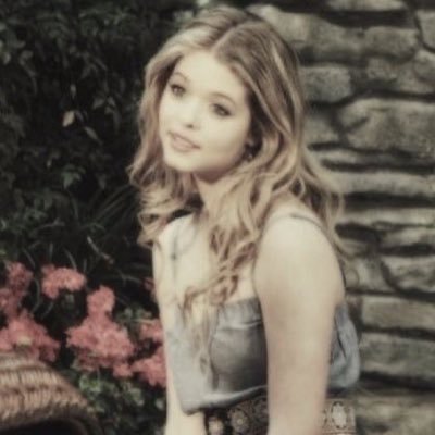 wh0re4cucumbers's profile picture. edtwt // bmi: 22 // 128 lbs // 15