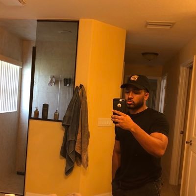 thesonofthedon's profile picture. UF ALUM