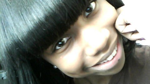 thee name is tai nicolette garrett , i follow you ,you follow me back boo ! Not too into this twitter stuff but , hit me up.